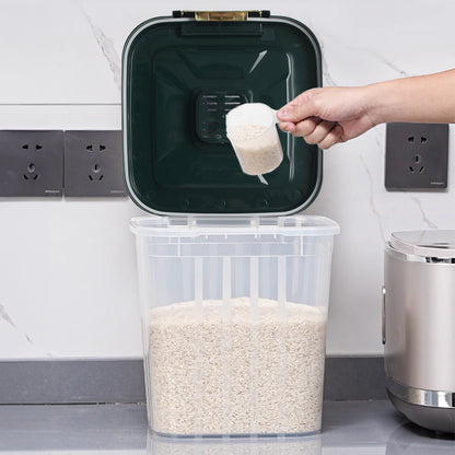 Large Capacity Dry Food Storage Container – 5kg Sealed Box with Measuring Cup